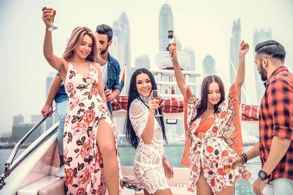 Prearrange a yacht party At Dubai