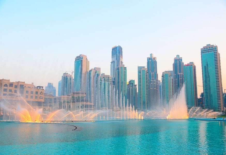 2.	Spectacular of Dubai Fountain