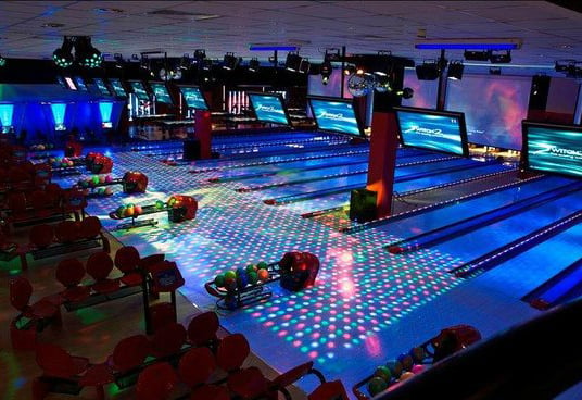 2.	Enjoy Your Evening At Switch Bowling