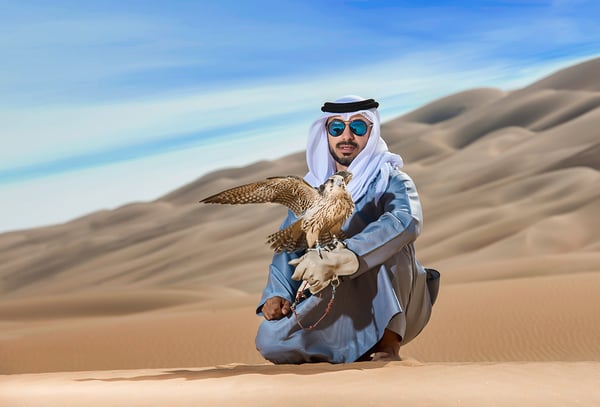 Photo with Falcon 