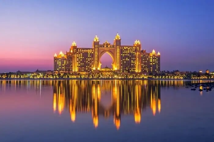 Find Eating And Entertainment At Atlantis, The Palm