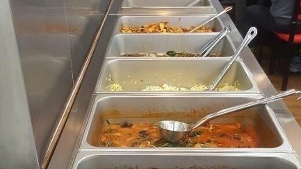 성남 8천원 중국집 수준.