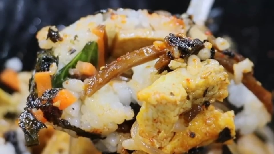 부산의 분식집에서만 파는 특이한 김밥