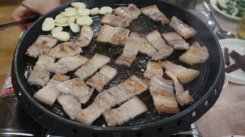 돼지 ‘백삼겹’ 이라는 부위가 발견되어 화제