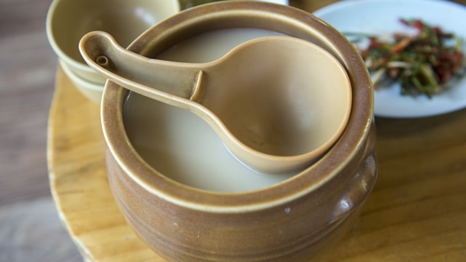 대부분 모르는 장수막걸리 뚜껑의 소름돋는 비밀.