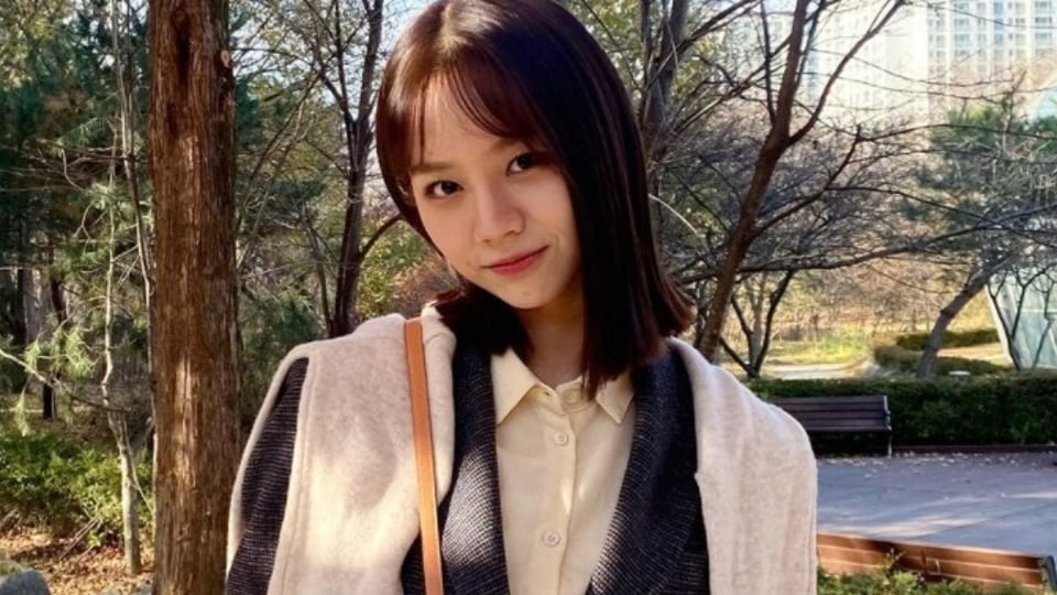 두가지 생각이 머리를 스친 혜리