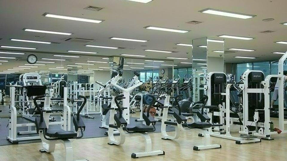 요즘 문 닫는 헬스장 대신에 인기를 끌고 있는 장소.
