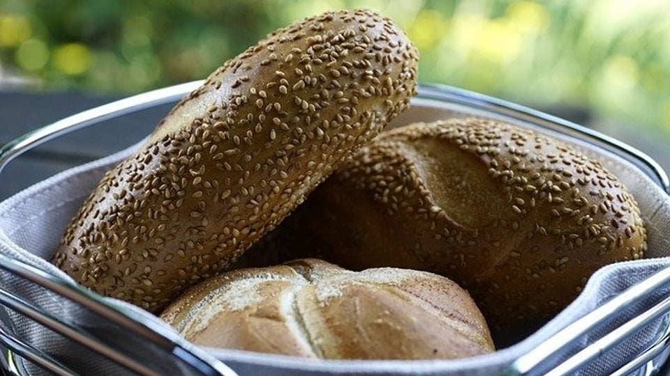 우리나라에서 가장 싼 것과 비싼 것.