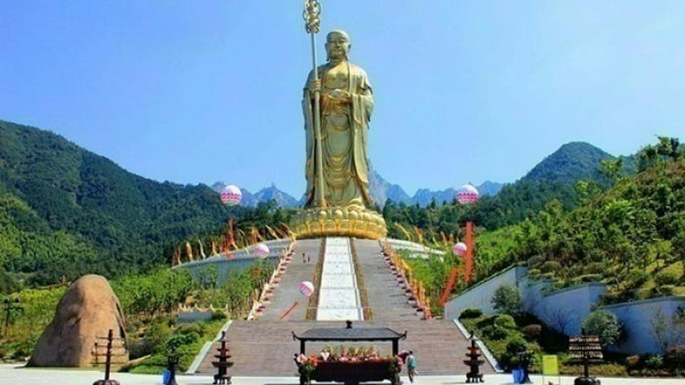 중국에서 가장 큰 한국인 동상