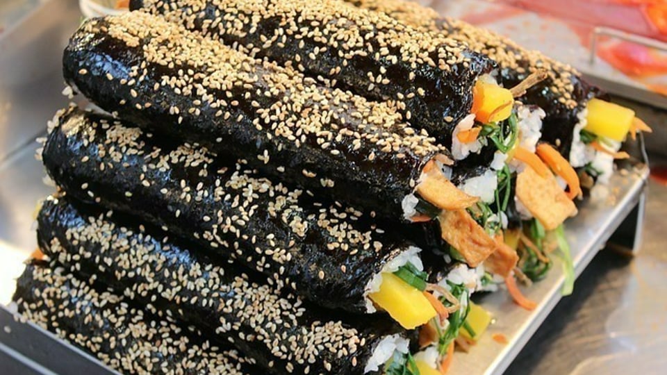 김밥과 가장 잘어울리는 조합?.