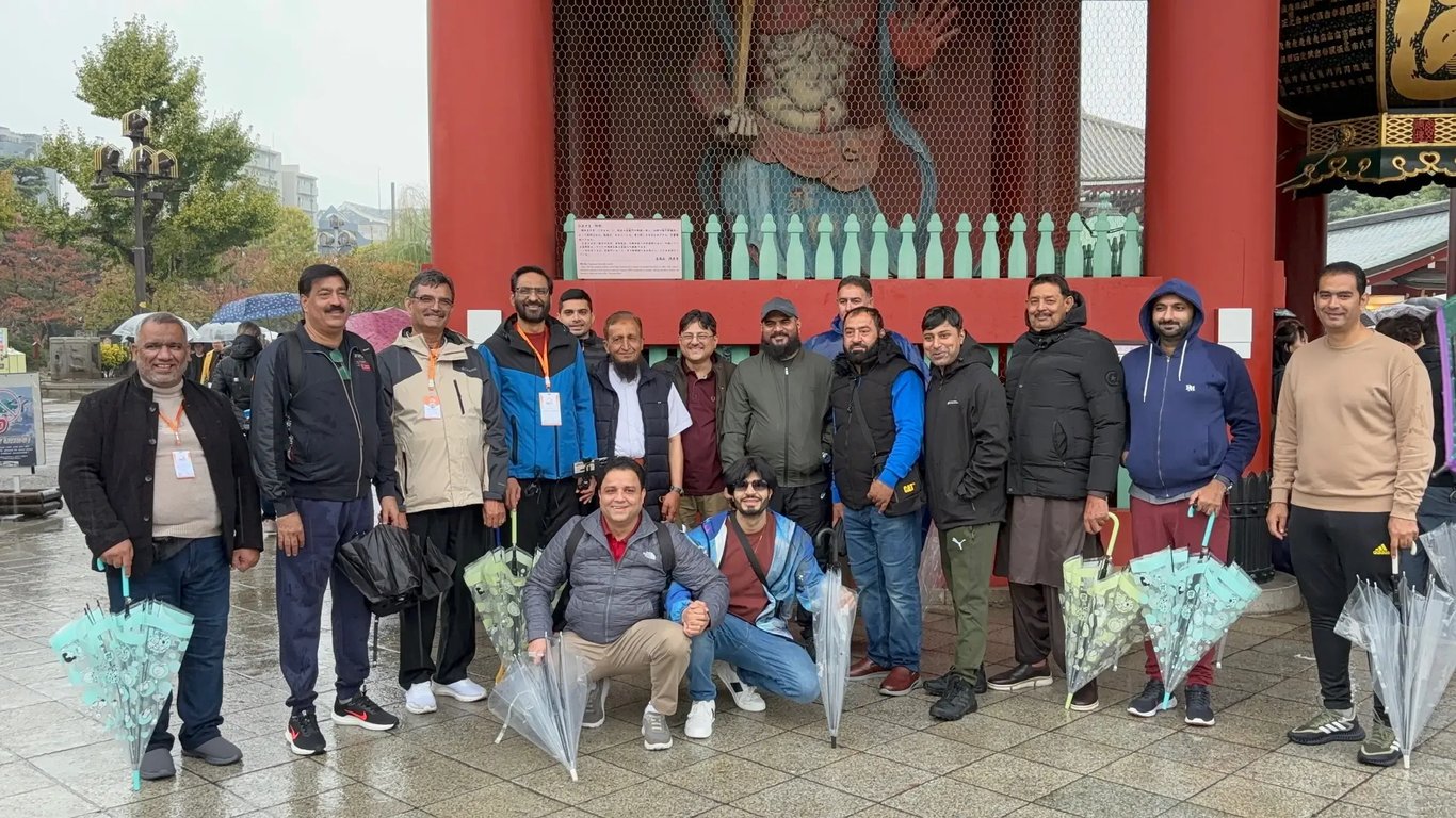 An IBEX group at A temple gate