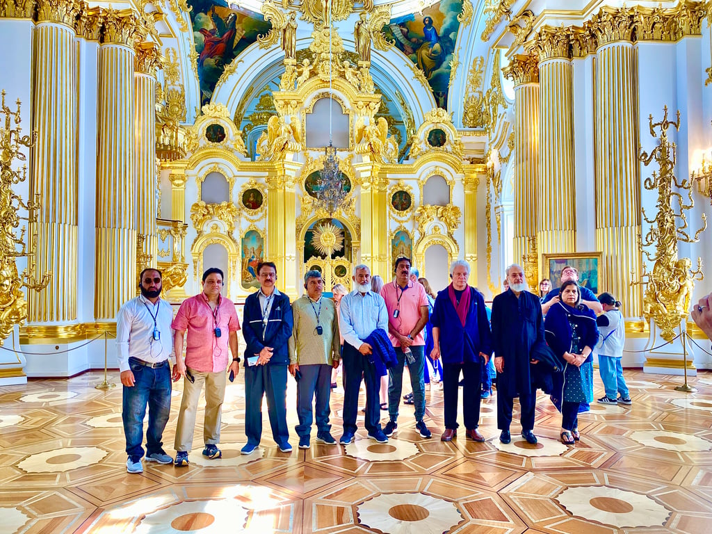 An IBEX group at Inside the Hermitage