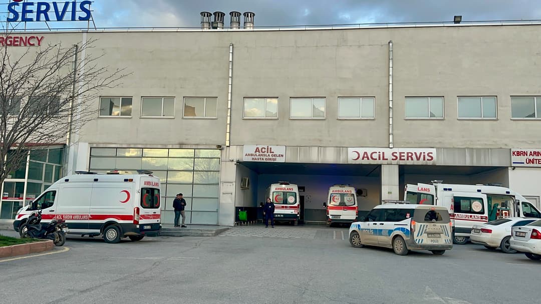 Malatya’da Kavga Kanlı Bitti: 2 Genç Bıçaklandı