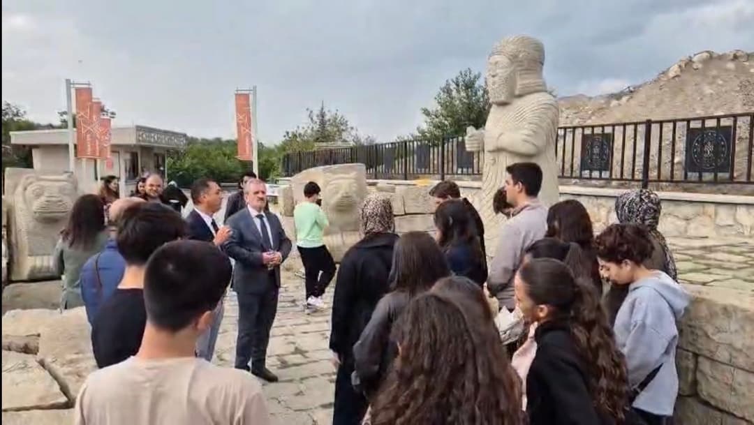 İstanbullu Öğrenciler Malatya’nın Güzelliklerini Keşfetti