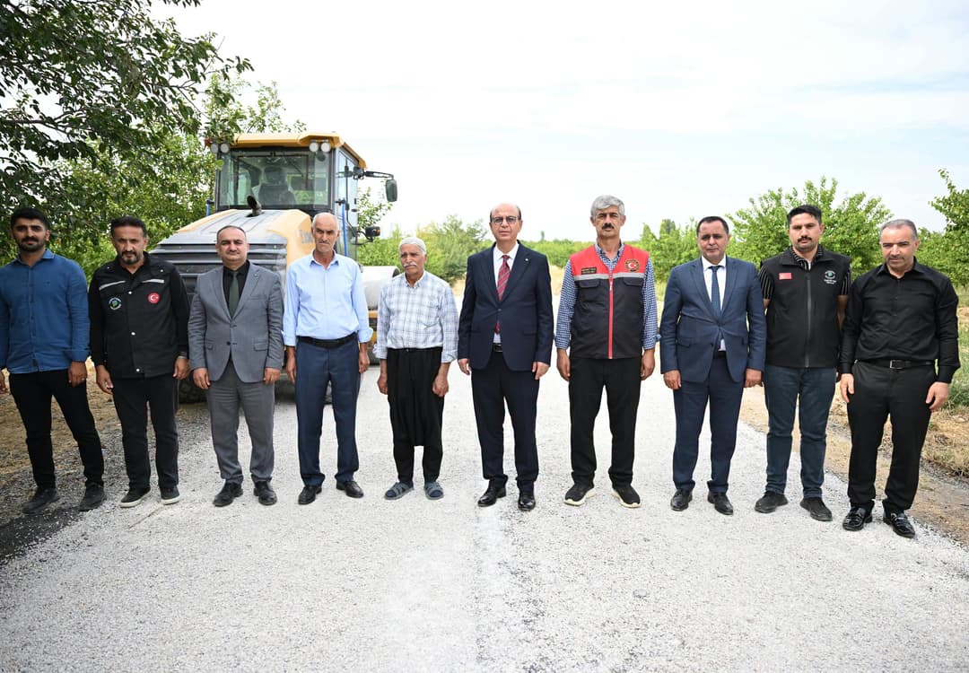 Başkan Geçit, “Yeşilyurt’un Her Noktasında Çalışmalarımız Devam Ediyor”