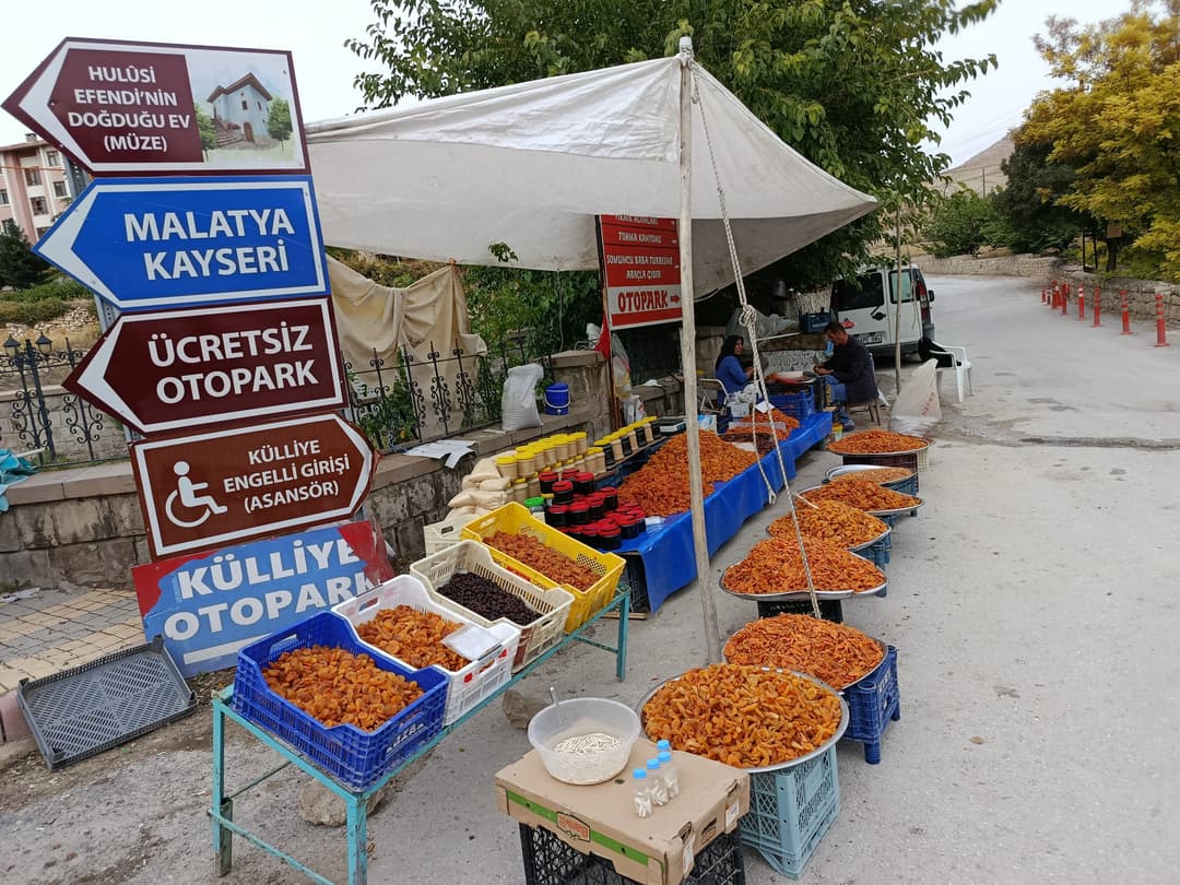 Somuncu Baba’ya Ziyaretçi Akını: 