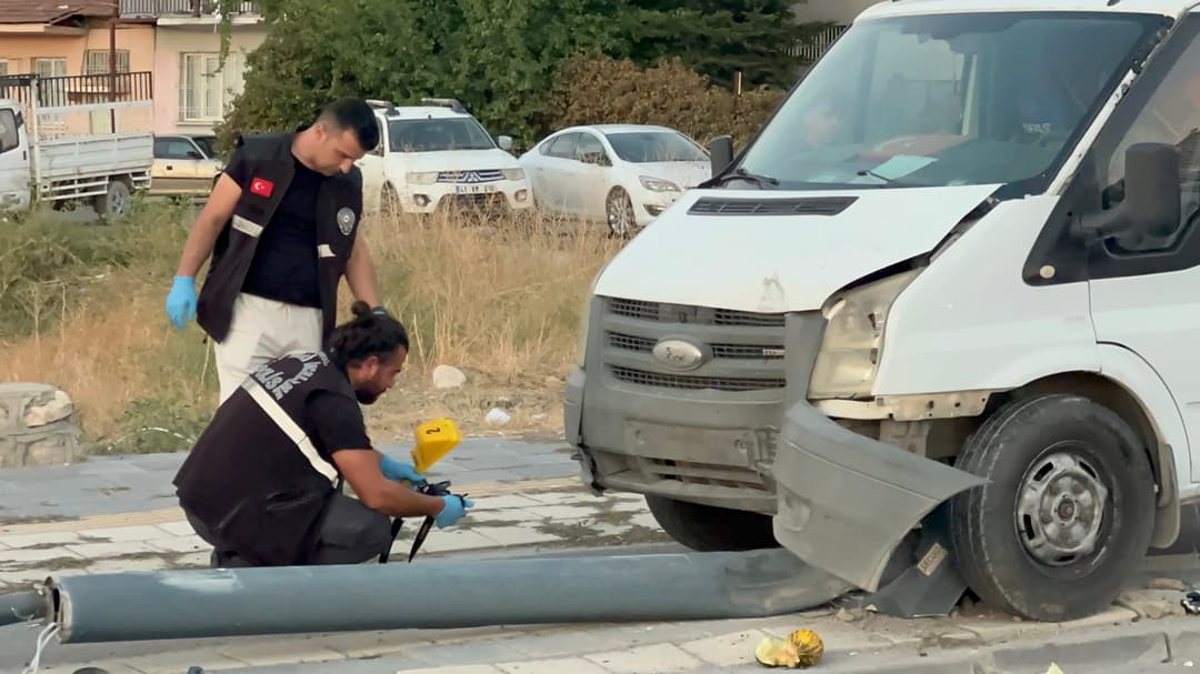 Battalgazi’de Kamyonet Yayaya Çarptı: 1 Yaralı
