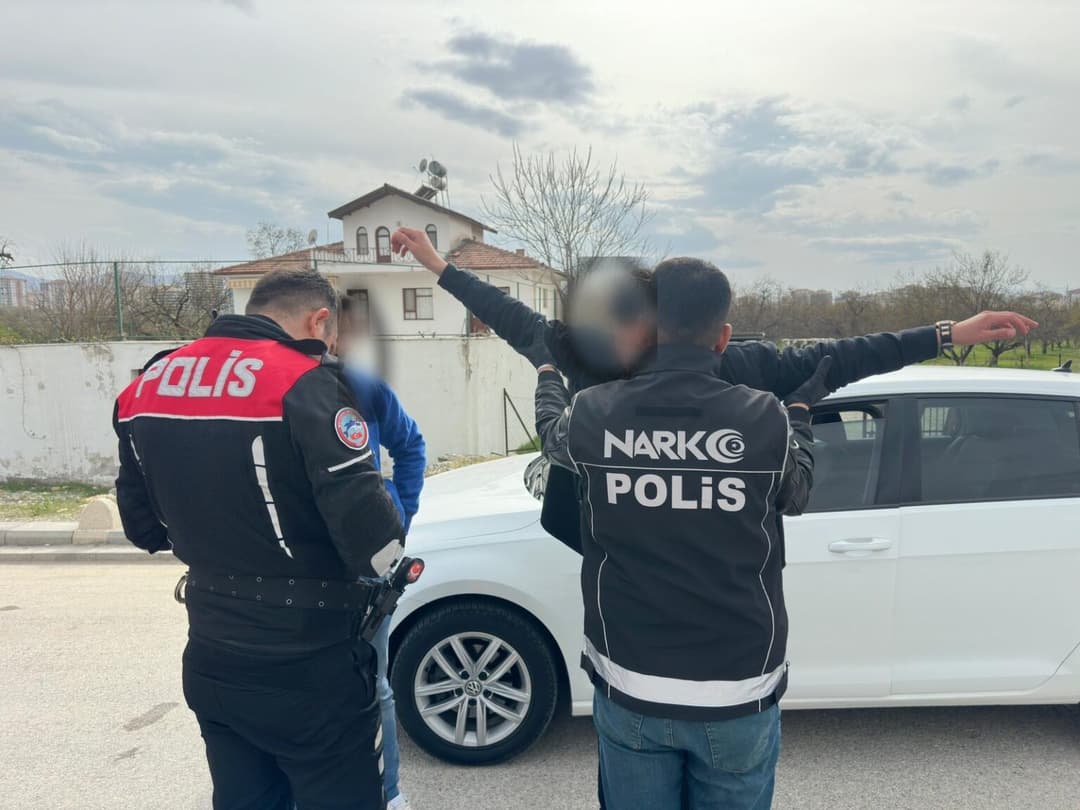 SALDIRI SONRASI OKULLARDA ALARM