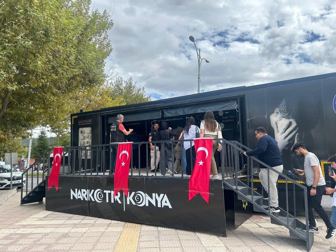 Öğrencilere Uyuşturucuyla Mücadele Bilgilendirmesi