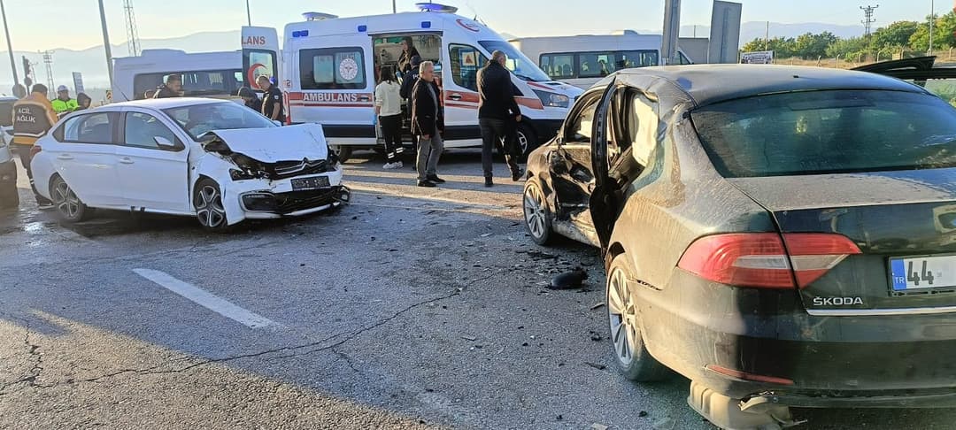 Malatya-Kayseri Karayolunda Trafik Kazası