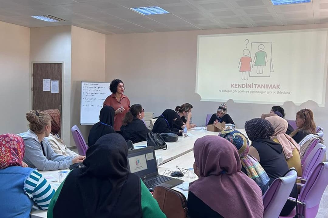 Ailelere Yönelik Yeni Eğitim Programı Başladı