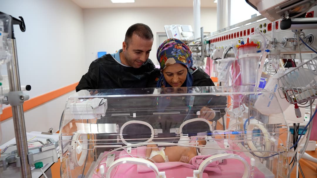 Malatya’da Tüp Bebek Ünitesinin İlk Bebekleri Dünyaya Geldi: İkiz Sevinci