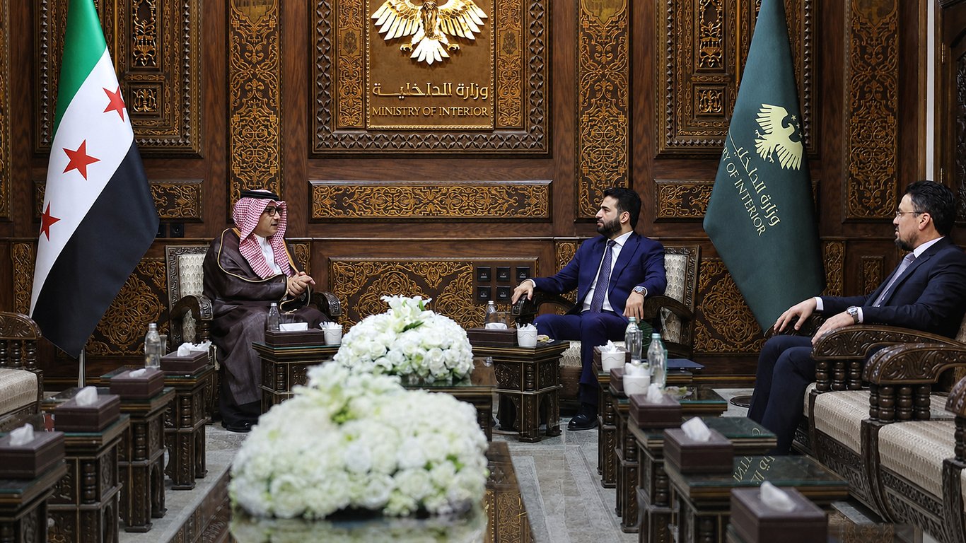 من الانفتاح الدبلوماسي إلى الشراكة الأمنية.. وزارة الداخلية السورية تعيد رسم دورها في التعريف بسوريا الجديدة