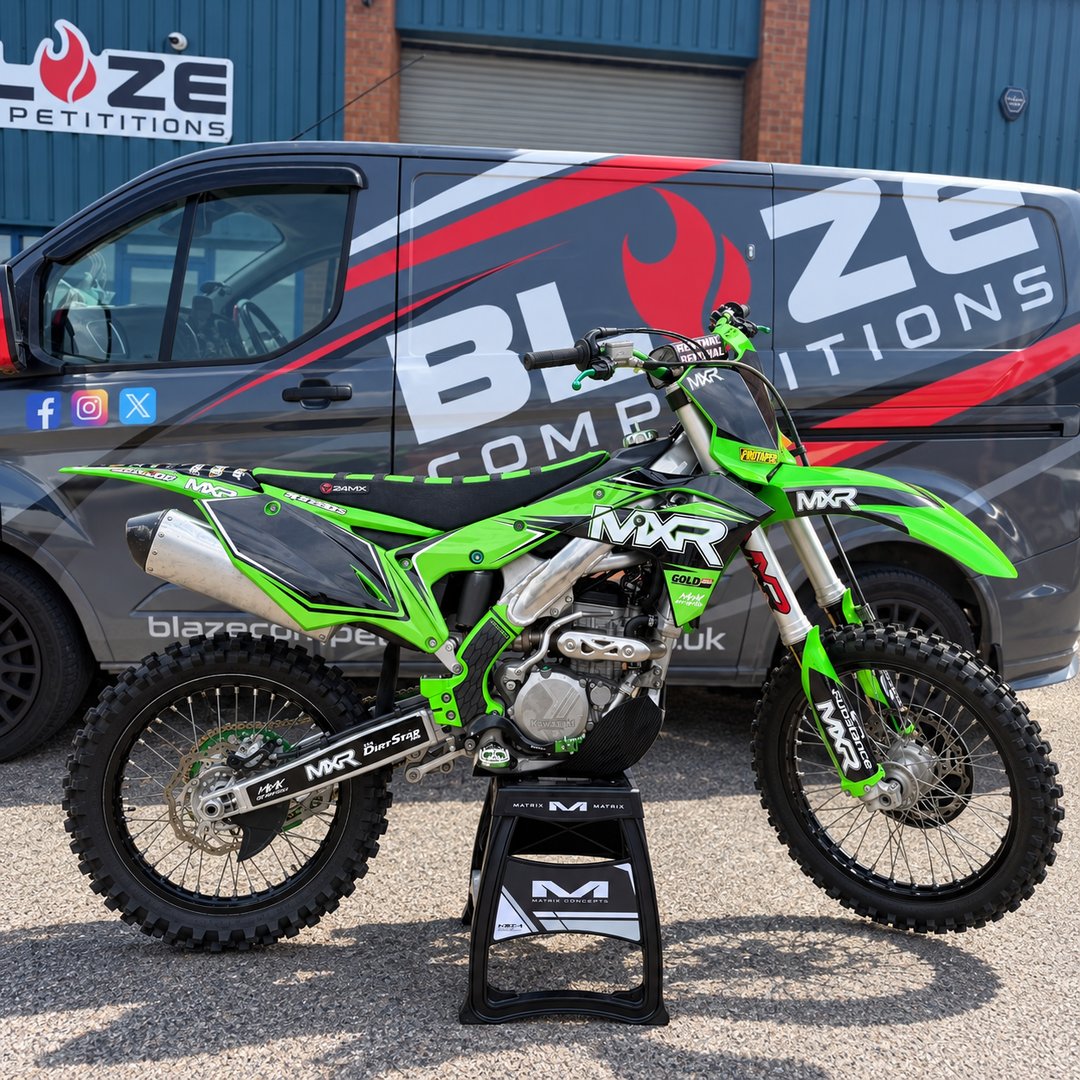 Kawasaki KXF 250 + Instants