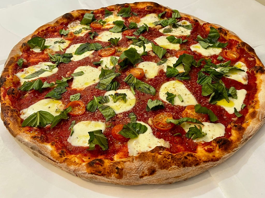 New York Margherita Pizza