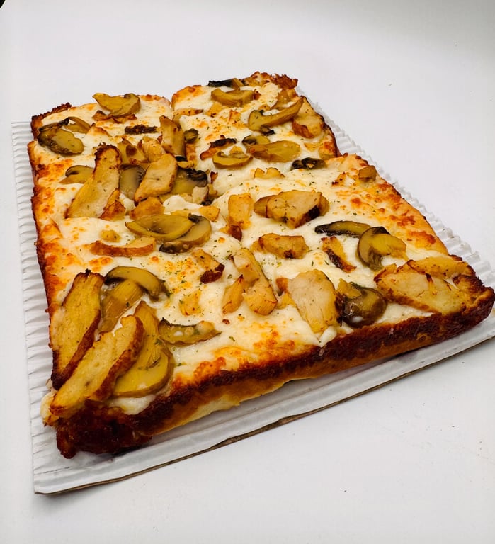 Personal Pizza - Chicken Alfredo