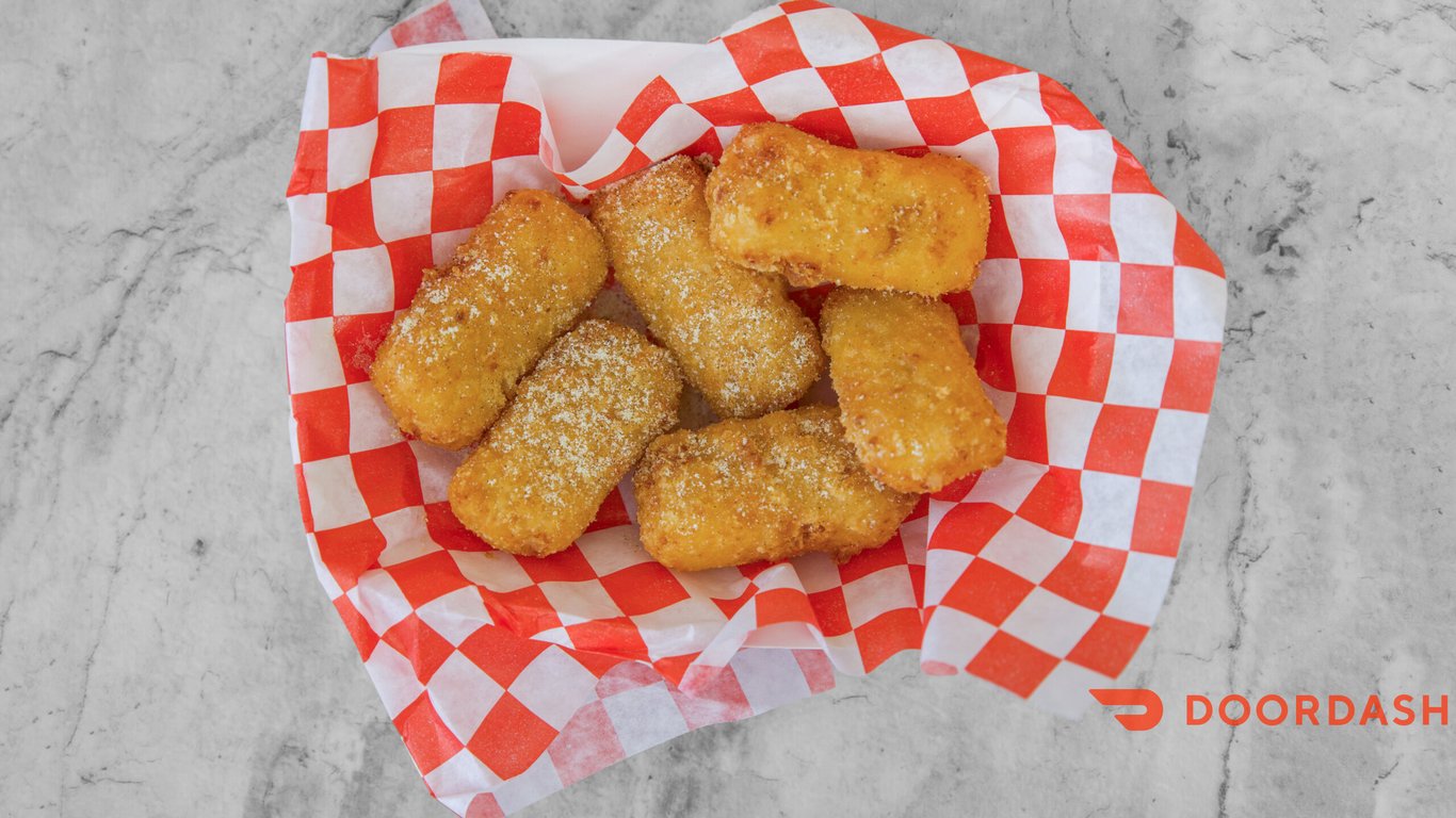 Fried Mac and Cheese Bites