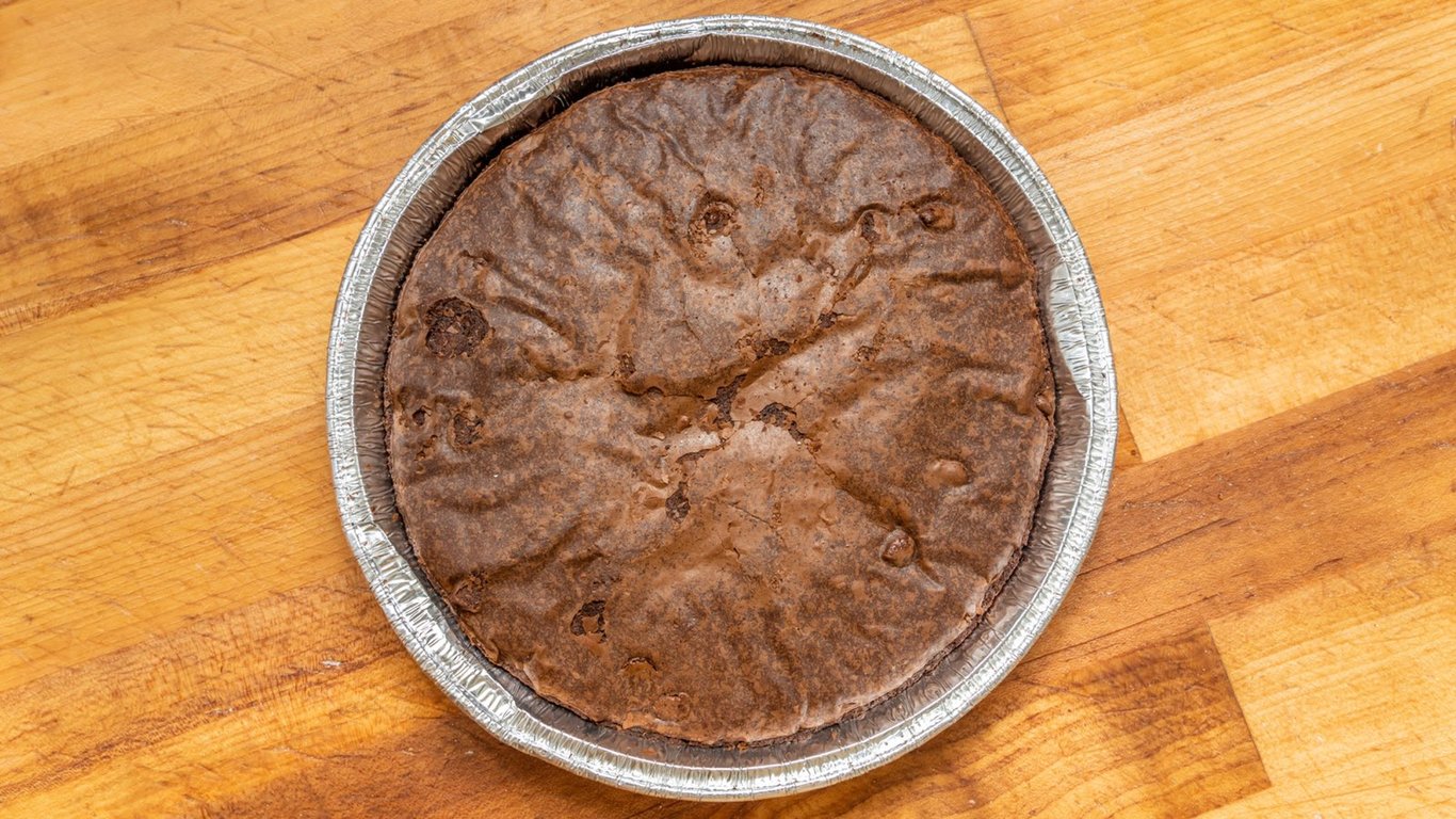 Chocolate Brownie Pizza