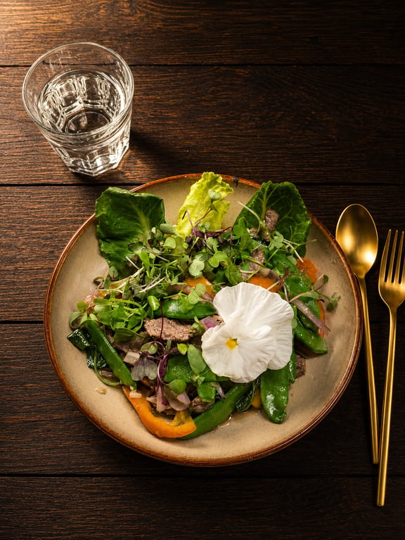 Jai La Lai – Beef Salad (ใจละลาย / ยำเนื้อย่าง)