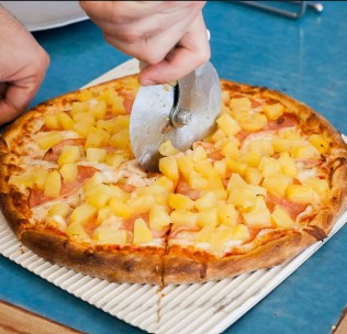 Hawaiian Pizza
