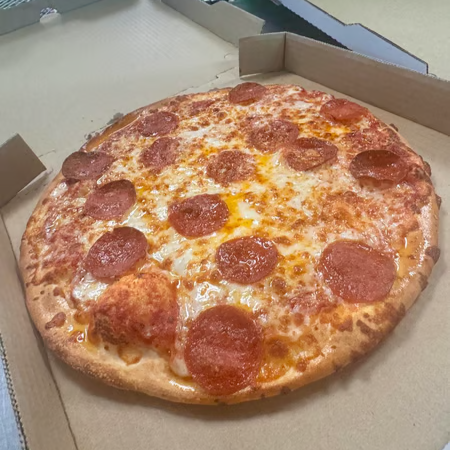 Medium Pizza - Pepperoni