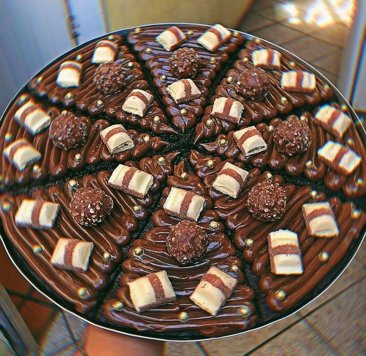 Chocolate Brownie Pizza