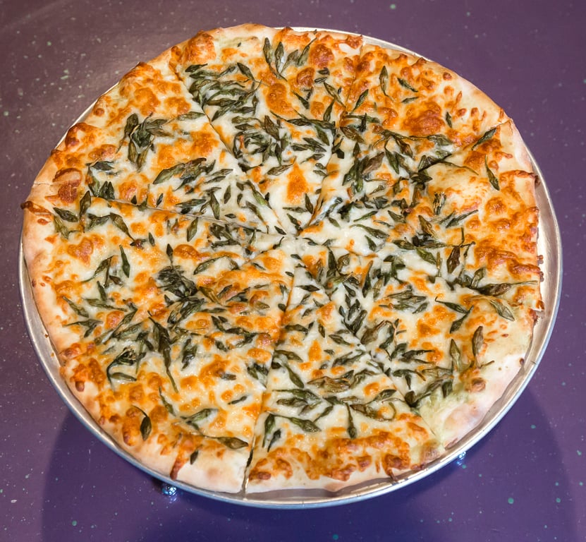 Loroco Pizza