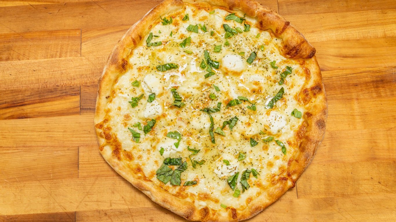 New York White Pizza