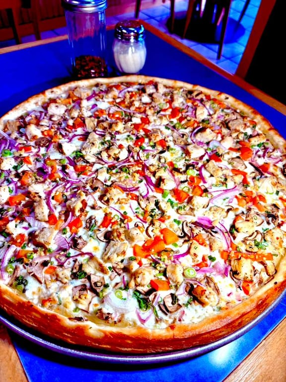 Garlic Chicken Pizza