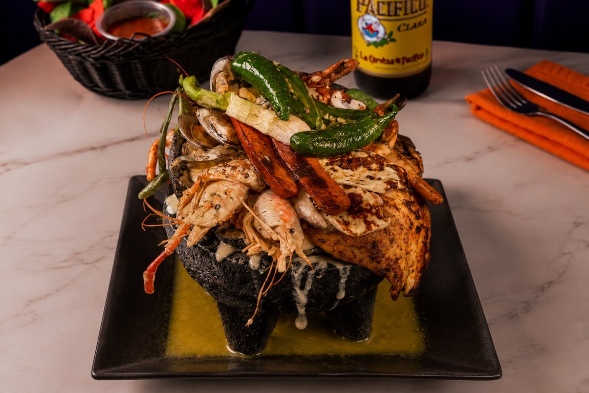 Molcajete De Mariscos