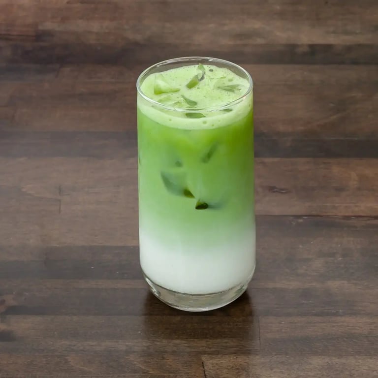 Iced Matcha Latte 