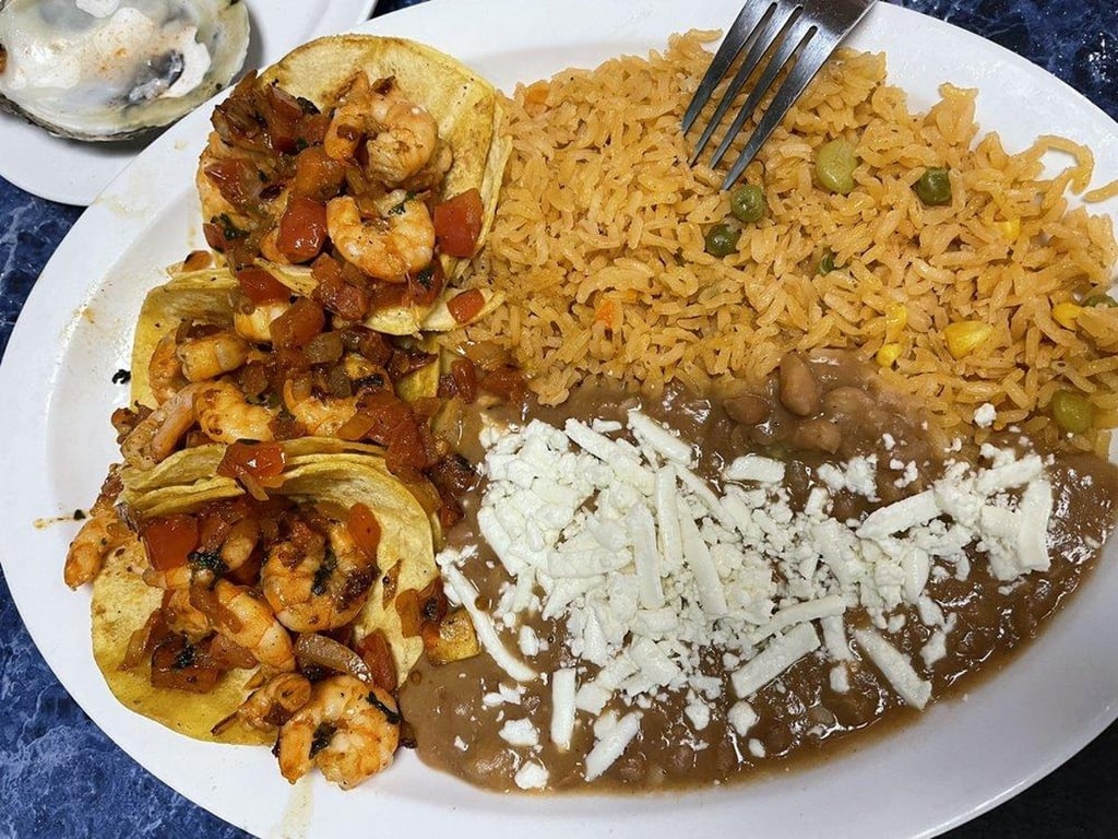Taco De Camarón (Shrimp Taco)