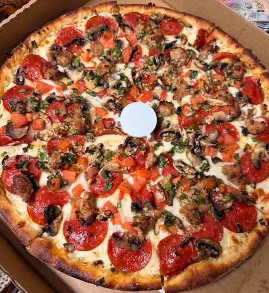 Garlic Supreme Pizza