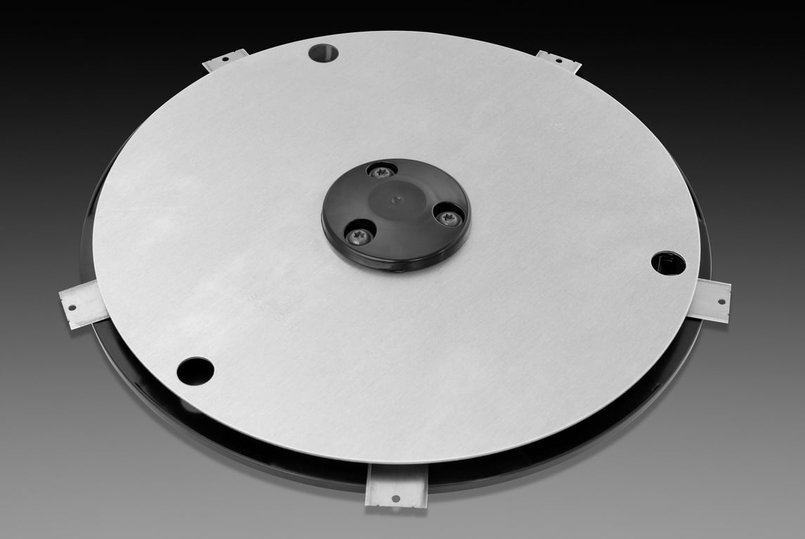 Žací kotouče u komerčních modelů Automower řady 500 a CEORA jsou vybaveny 5 žacími břity Enhance HSS, které poskytují vyšší sekací výkon.