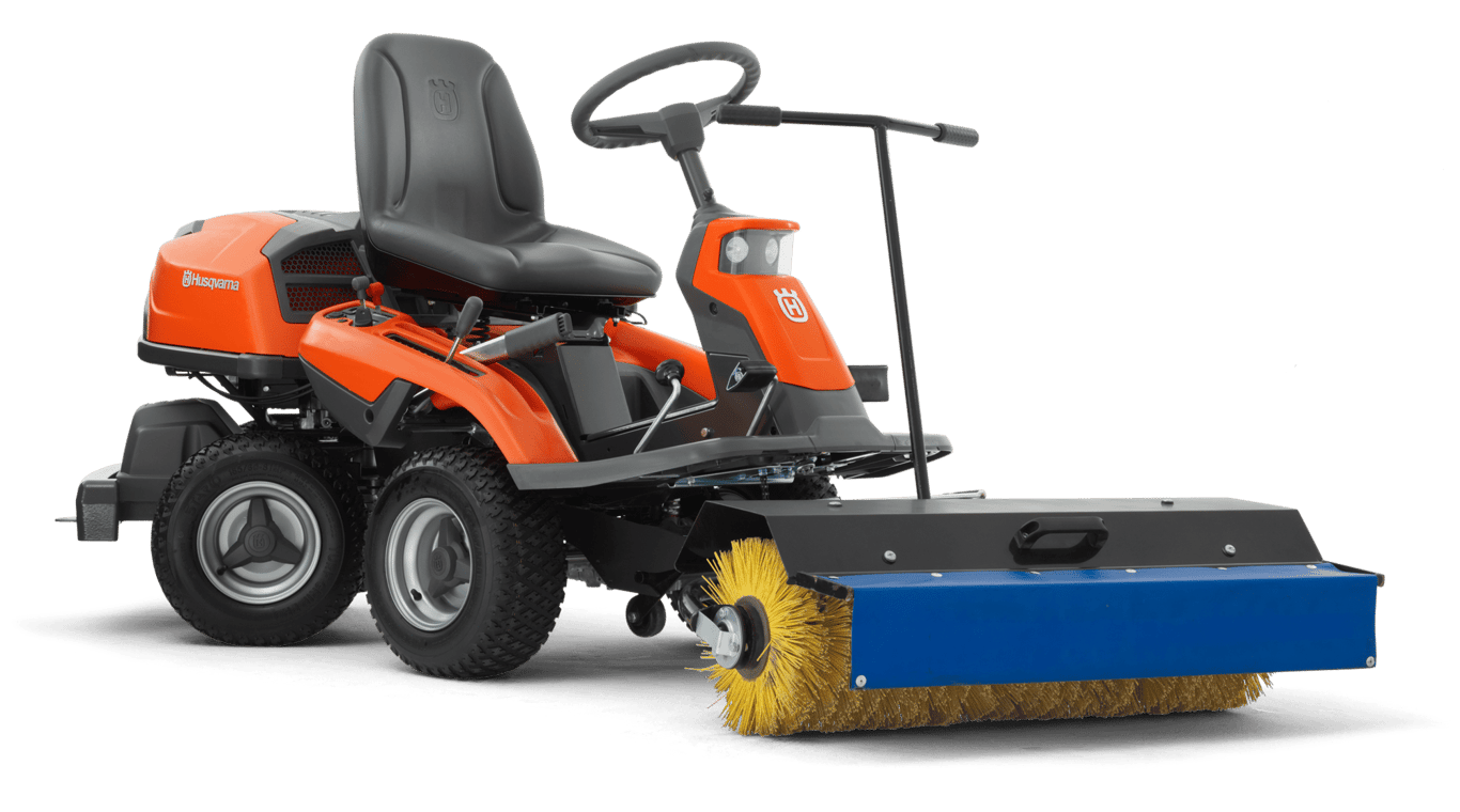 Široká řada žacích ústrojí a příslušenství udělá váš rider všestranným pomocníkem po celý rok.