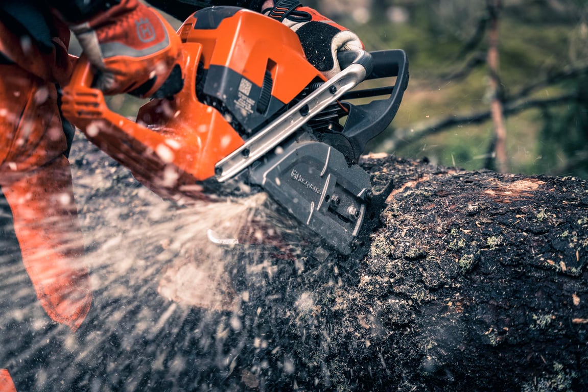 Design krytu spojky optimalizuje vyhazování třísek