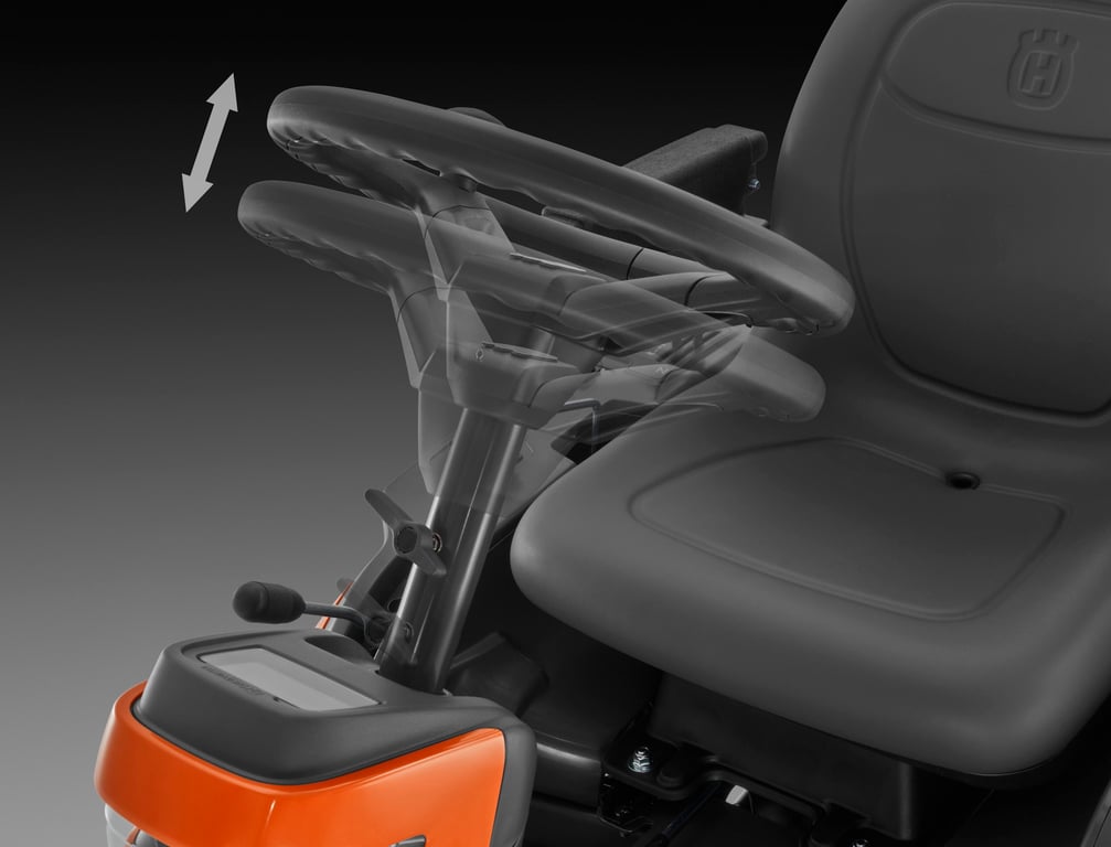 Výšku volantu lze nastavit pomocí teleskopického sloupku řízení pro vynikající ergonomii a pohodlí.