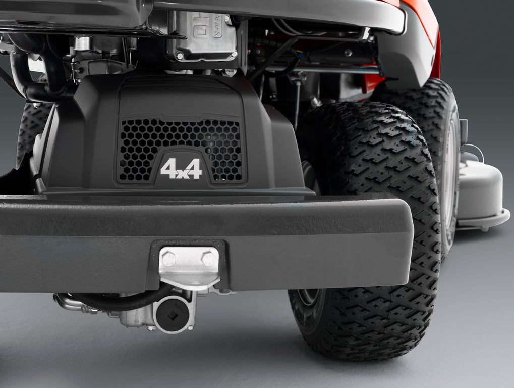 Pohon všech kol (AWD) zajišťuje trakci na nerovných, mokrých a kluzkých plochách a svazích.