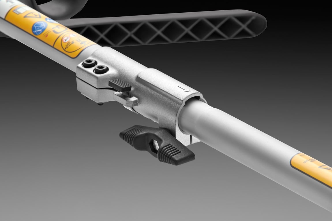 Víceúčelový stroj s odnímatelnou hřídelí a širokou škálou příslušenství (prodává se samostatně).