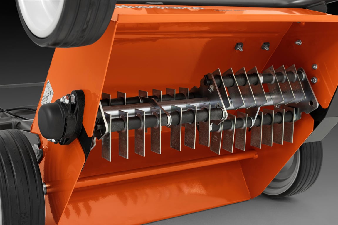 Hřídel s volně se otáčejícími noži uložená v ložiskách